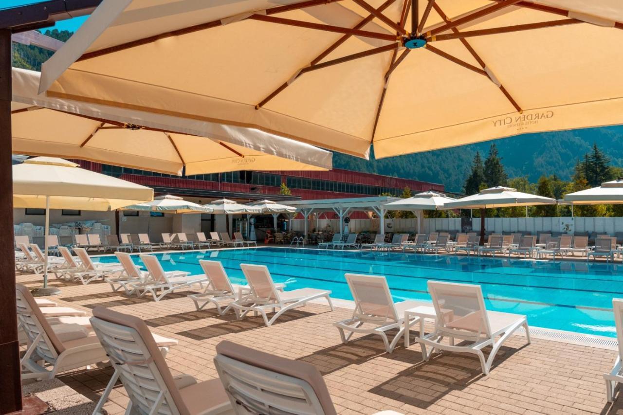 Garden City Hotel קונייץ' מראה חיצוני תמונה