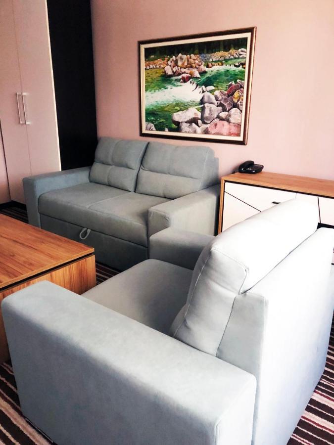 Garden City Hotel קונייץ' מראה חיצוני תמונה